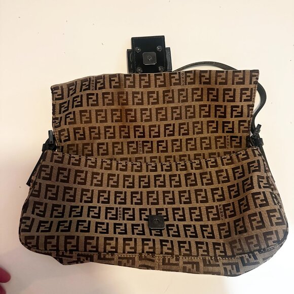 Vintage FENDI Monogram Baguette - Y2K Shoulder Bag - Picture 12 of 16